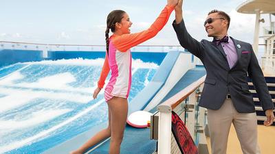 海洋奇迹号邮轮冲浪 海洋奇迹号邮轮冲浪