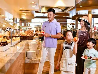 海洋光谱号帆船自助餐厅