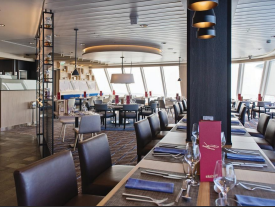 午夜阳光号游轮主餐厅