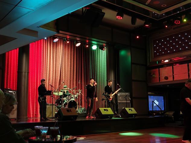 海洋光谱号悦音厅酒吧