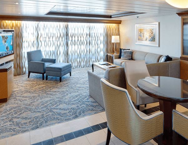 海洋探险者号邮轮主人套房图片