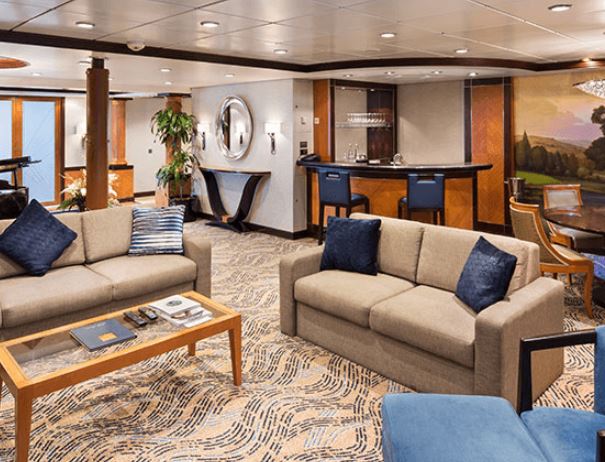 海洋探险者号邮轮皇家套房图片