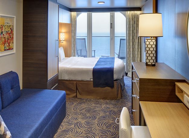 海洋圣歌号邮轮高 级阳台房图片