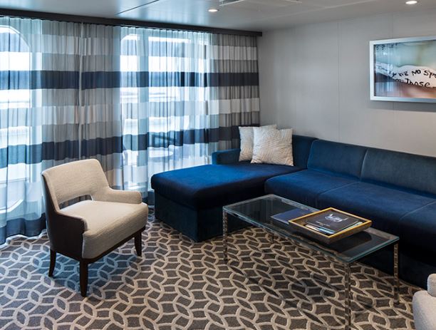 海洋圣歌号邮轮高 级家庭豪华套房图片