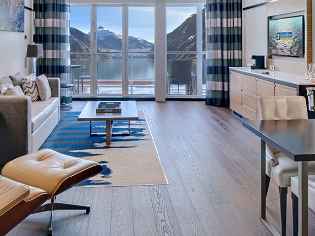 海洋圣歌号邮轮豪华双层套房图片