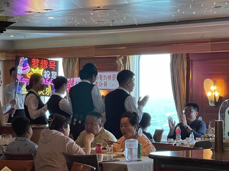 梦想号生日惊喜