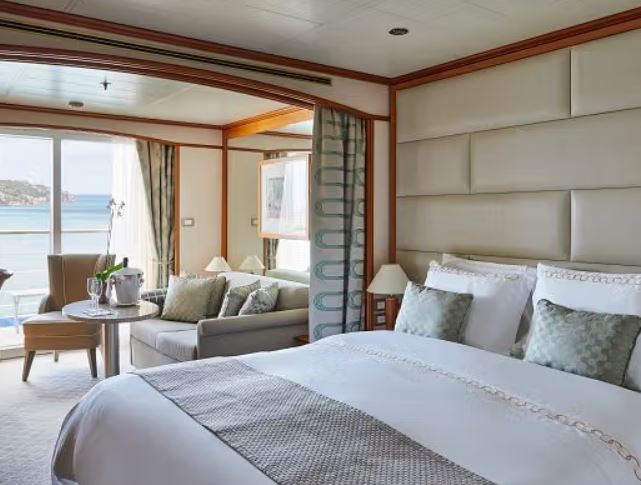 银海诗语号邮轮高 级阳台套房图片