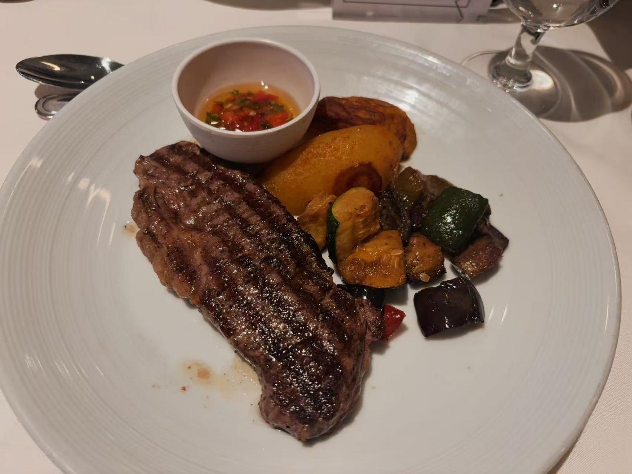 海洋光谱号牛排