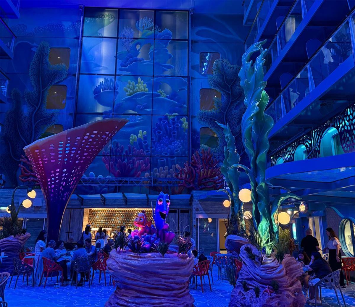 迪士尼探险号主题场景1