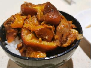 地中海荣耀号肘子拌饭
