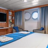 海洋胜利号邮轮▪双人舷窗房Albatros Stateroom介绍