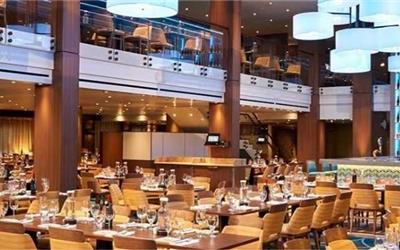嘉年华全景号邮轮主餐厅