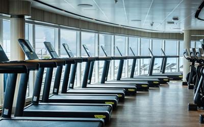 星空公主号邮轮健身房