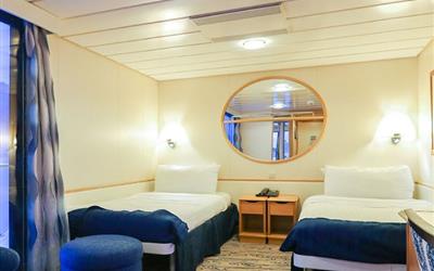 海洋航行者号内舱房图片