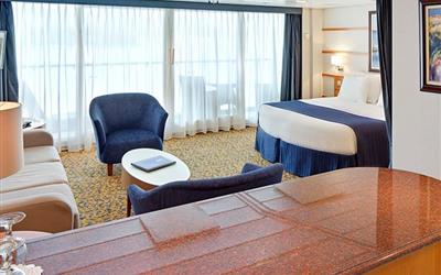 海洋灿烂号豪华套房图片